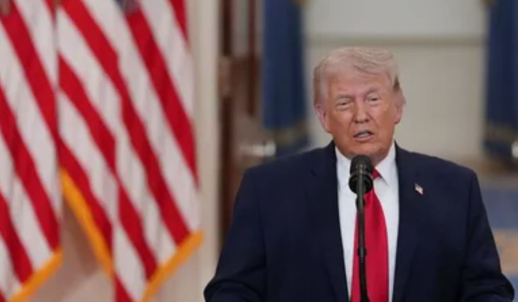 Трамп подумывает об отставках министров торговли и труда