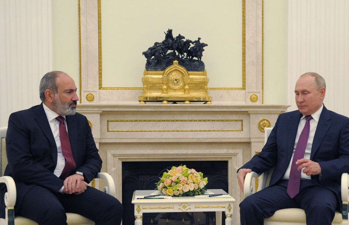 Путин и Пашинян провели откровенные переговоры в Кремле